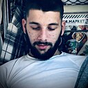 Максим, 22 года