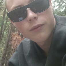 Фотография мужчины Дмитрий, 18 лет из г. Иркутск