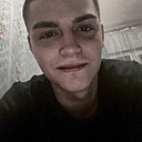 Максим, 22 года