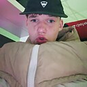 Арсений, 18 лет