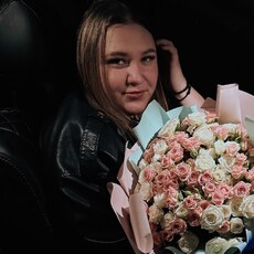 Фотография девушки Полина, 25 лет из г. Кострома