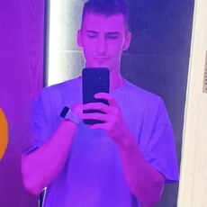 Фотография мужчины Петр, 19 лет из г. Владивосток