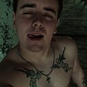 Денис, 24 года