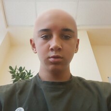 Фотография мужчины Илья, 18 лет из г. Мариуполь