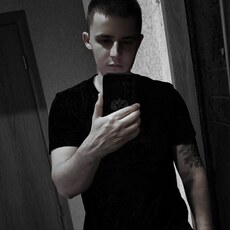 Фотография мужчины Илья, 23 года из г. Кемерово