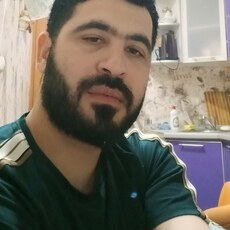 Фотография мужчины Кахрамон, 33 года из г. Усть-Кут