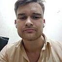 Максим, 25 лет