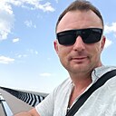 Денис, 33 года