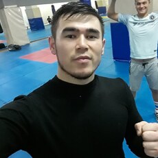 Фотография мужчины Хуршидбек, 27 лет из г. Новосибирск