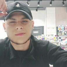 Фотография мужчины Роман, 19 лет из г. Белгород