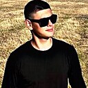 Артур, 20 лет