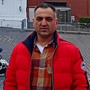 Ильхом, 40 лет