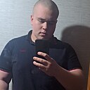 Максим, 18 лет