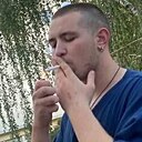 Максим, 18 лет