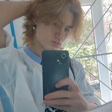 Фотография мужчины Максим, 18 лет из г. Керчь
