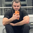 Роман, 33 года