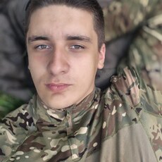 Фотография мужчины Владислав, 19 лет из г. Находка