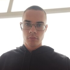 Фотография мужчины Данил, 18 лет из г. Серпухов