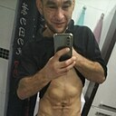 Максим, 33 года