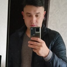 Фотография мужчины Денчик, 32 года из г. Санкт-Петербург