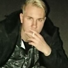 Фотография мужчины Владислав, 22 года из г. Ужур