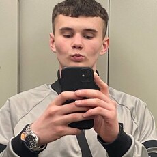 Фотография мужчины Рома, 18 лет из г. Липецк