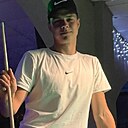 Максим, 22 года