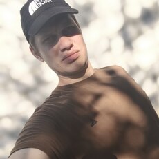 Фотография мужчины Тёма, 26 лет из г. Андреевка (Харьковская Обл)