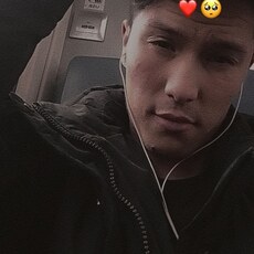 Фотография мужчины Максим, 26 лет из г. Москва