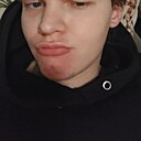 Олег, 21 год