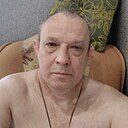 Искательдефицита, 52 года
