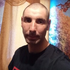 Фотография мужчины Oleg, 32 года из г. Староалейское