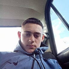 Фотография мужчины Данил, 19 лет из г. Приморский