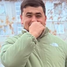 Фотография мужчины Шахрамбек, 23 года из г. Тула