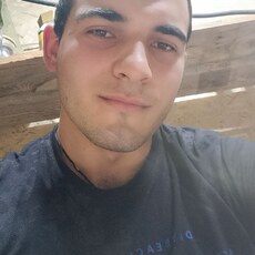 Фотография мужчины Максим, 26 лет из г. Шахты