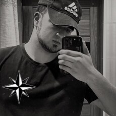 Фотография мужчины Артём, 21 год из г. Томск