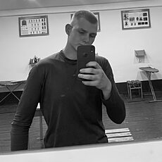 Фотография мужчины Илья, 19 лет из г. Курск