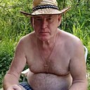 Мустафа, 25 лет