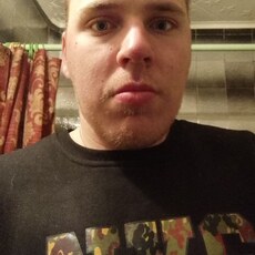 Фотография мужчины Максим, 21 год из г. Новый Уренгой