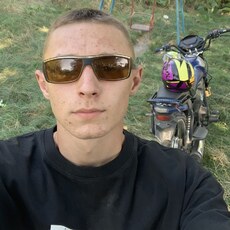 Фотография мужчины Егор, 18 лет из г. Алчевск