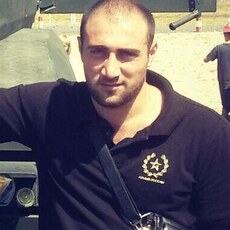 Фотография мужчины Гарик, 33 года из г. Луганск