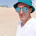 Денис, 33 года