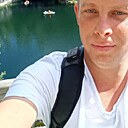 Sinister, 33 года