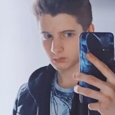 Фотография мужчины Илья, 19 лет из г. Санкт-Петербург