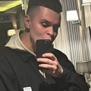 Максим, 22 года