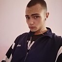 Виктор, 21 год