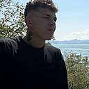 Максим, 18 лет