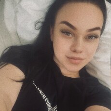 Фотография девушки Arina, 25 лет из г. Томск