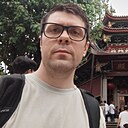 Роман, 33 года