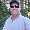 Идрис, 44 года